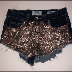 Daytrip (Buckle Brand) High Rise Jean Shorts